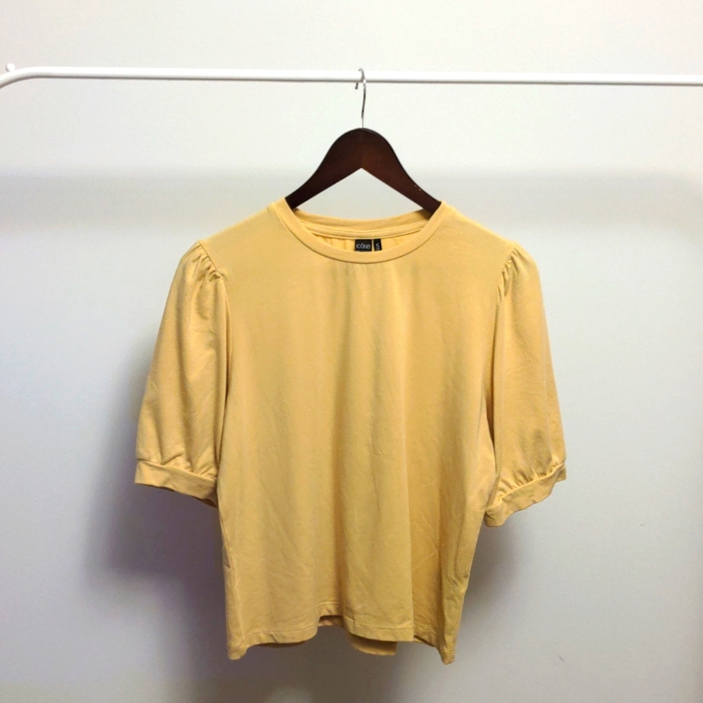 A New Day Puff Sleeve Crewneck Tee - Yellow